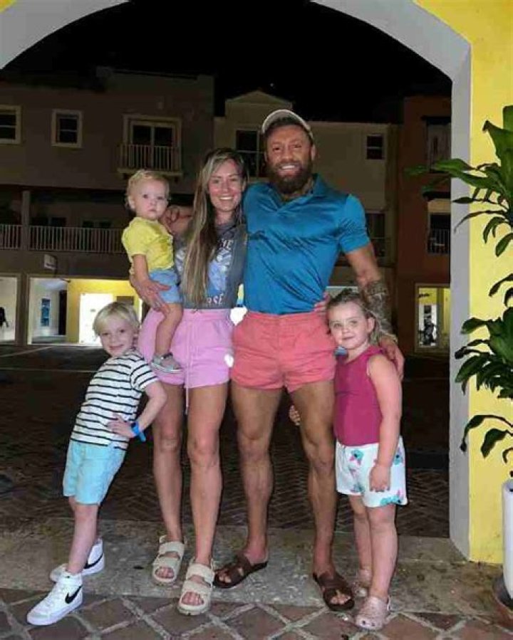 Conor McGregor Parents, Wife, Net Worth, Wiki, Age, Height, Ethnicity ·