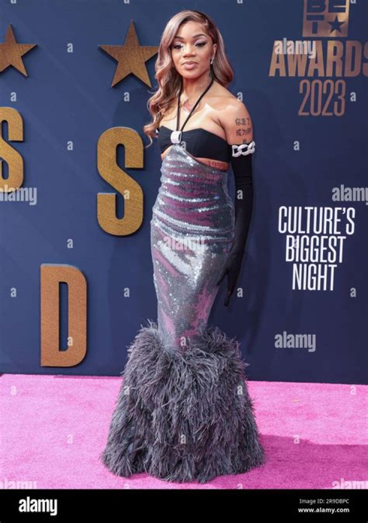 GloRilla Aka Gloria Woods Height, Weight, Net Worth, Age, Birthday, Wikipedia, Who, Nationality, Bio |