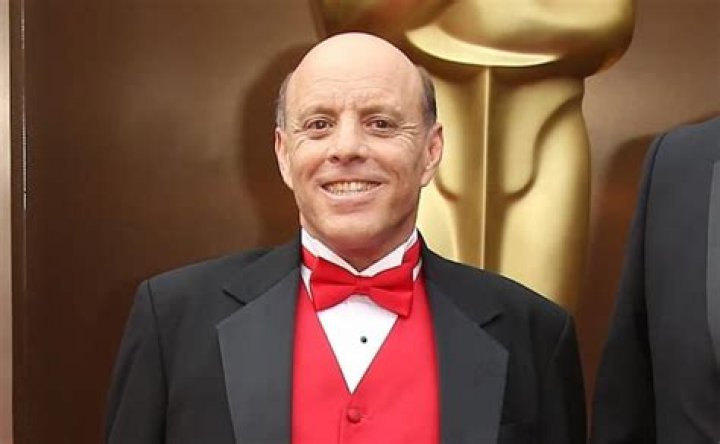 Joey Luft Bio, Wiki, Age, Height, Parents, Wife, Movies, and Net Worth |