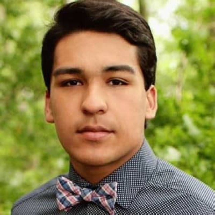 Jovan Arriaga - Bio, Age, Net Worth, Height, In Relation, Nationality, Body Measurement, Career ·