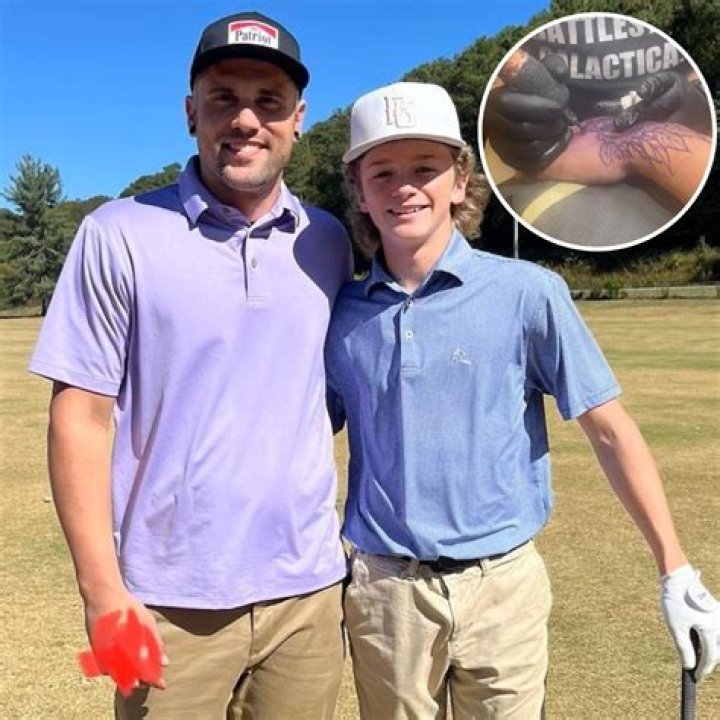 Unveiling Ryan Edwards' Hand Tattoo: Discoveries And Insights